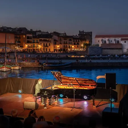 Calme Avec Place De Parking * Collioure